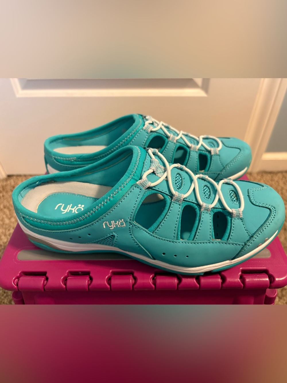 Ryka Tensile Fisherman Slip-on Sandals Turquoise Women's Size 8 Beach Comfort